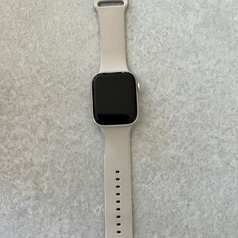 Apple Watch Series 7 45mm GPS, 22 bands, 2 chargers